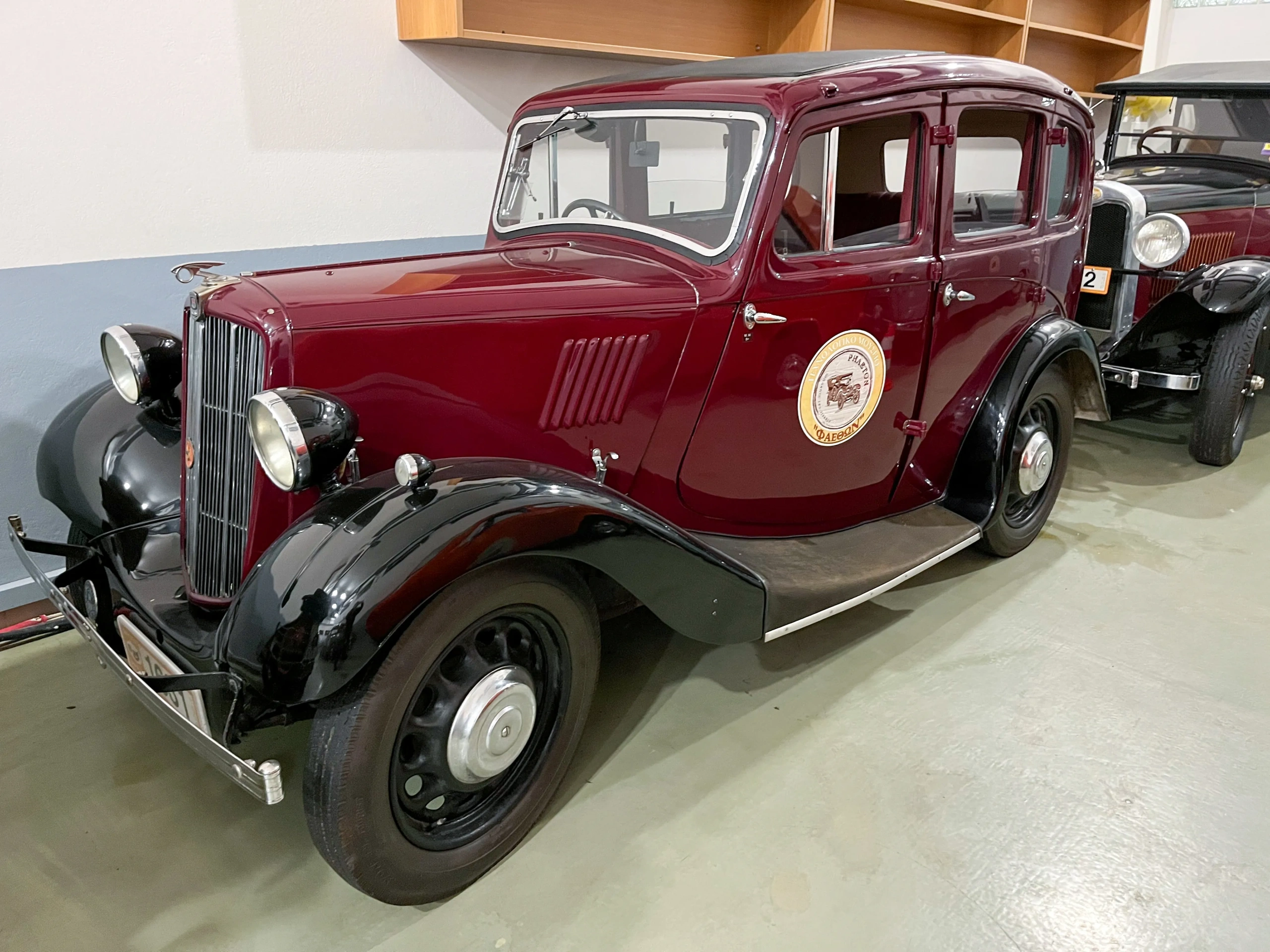 MORRIS 8 1956